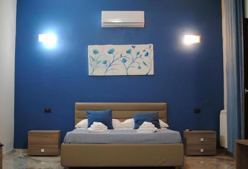 تختخواب و صبحانه Il Falco