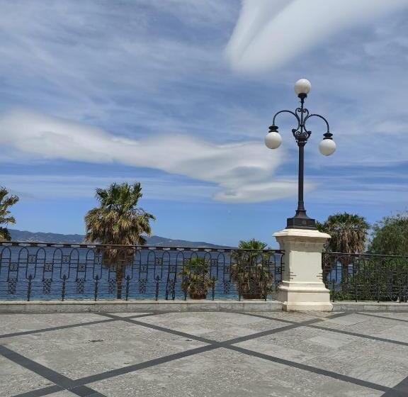 تختخواب و صبحانه Il Falco