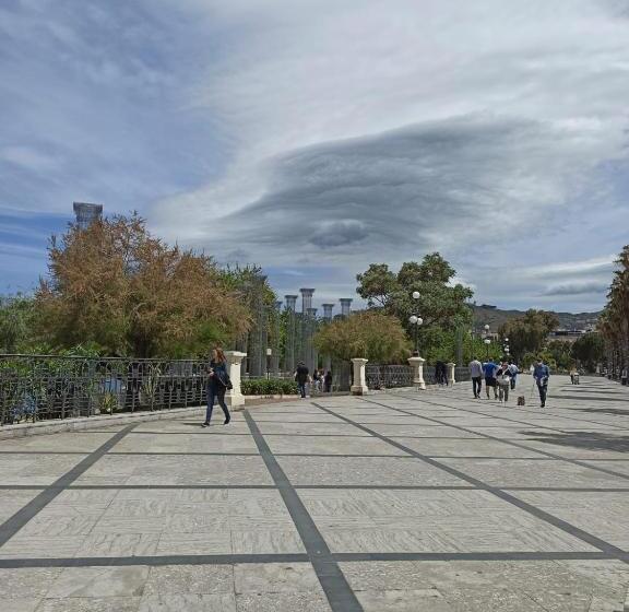 تختخواب و صبحانه Il Falco