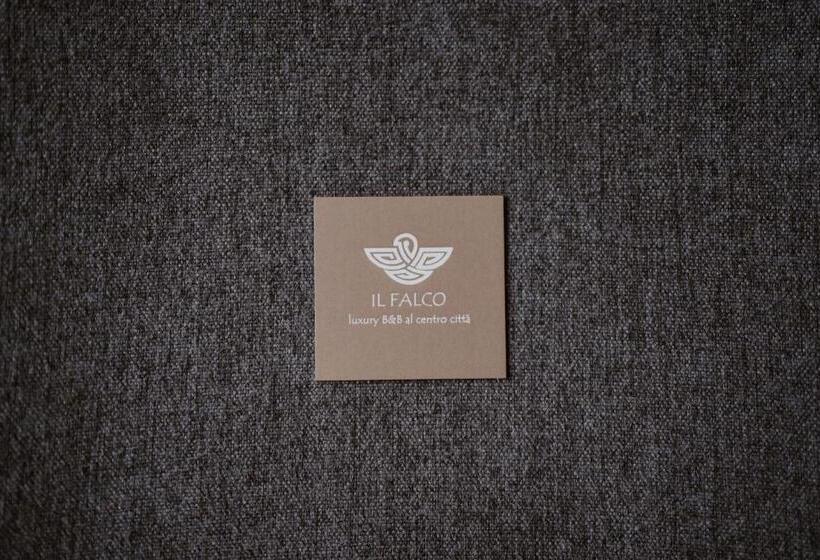 تختخواب و صبحانه Il Falco