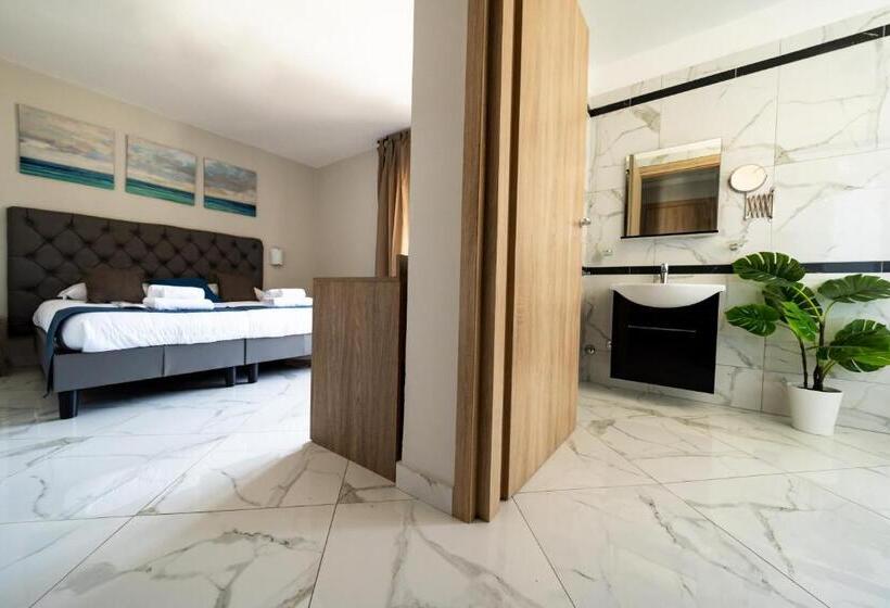 تختخواب و صبحانه Il Falco