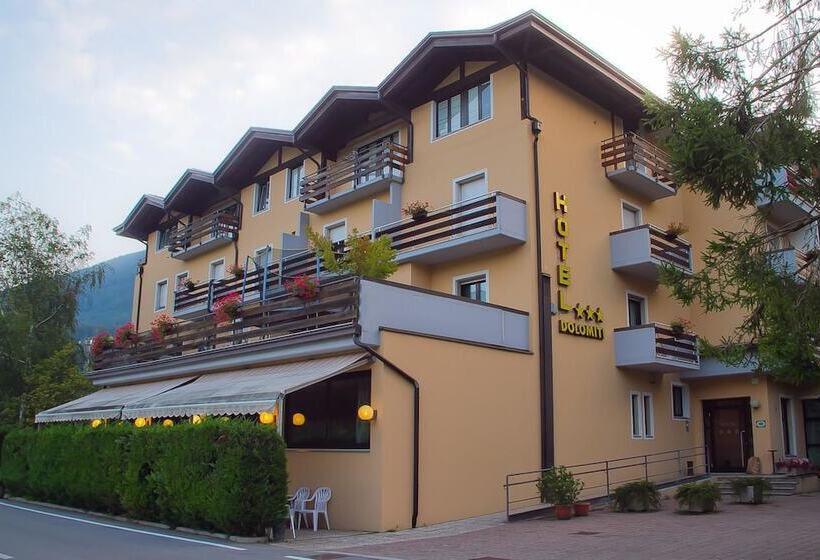 هتل Dolomiti Levico