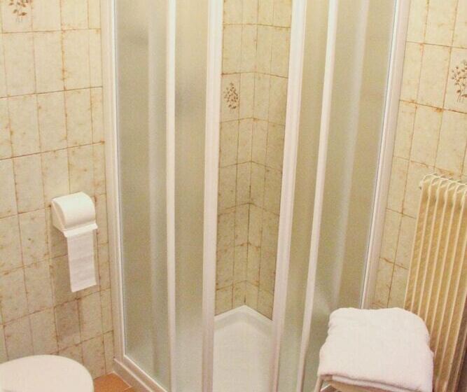 هتل Dolomiti Levico