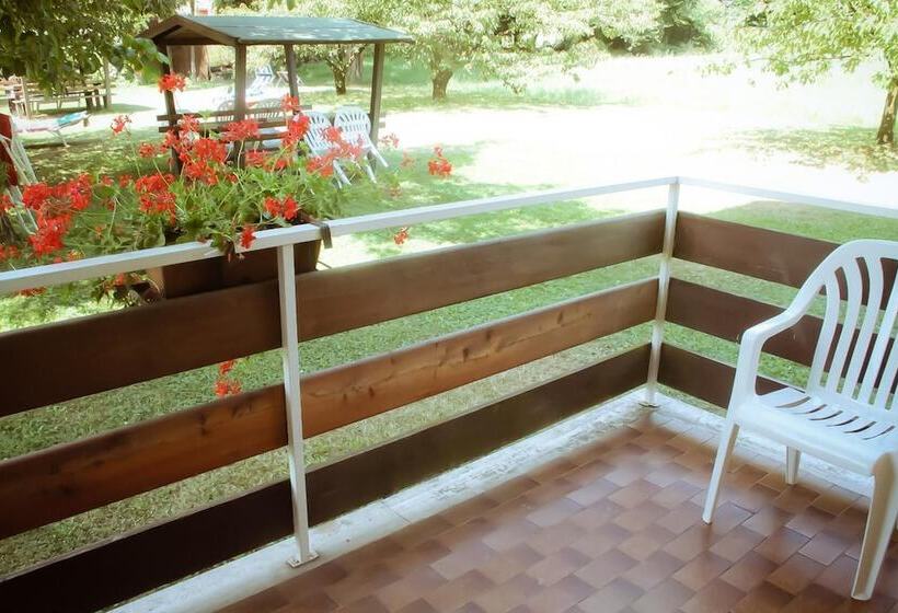 هتل Dolomiti Levico