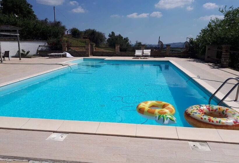 فندق ريفى Agriturismo Il Boschetto