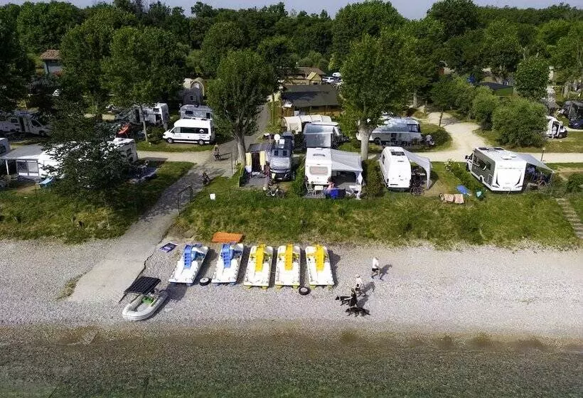 Hotelli Sivinos Camping Boutique