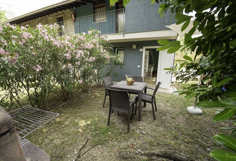 בית מלון כפרי Sivinos Camping Boutique