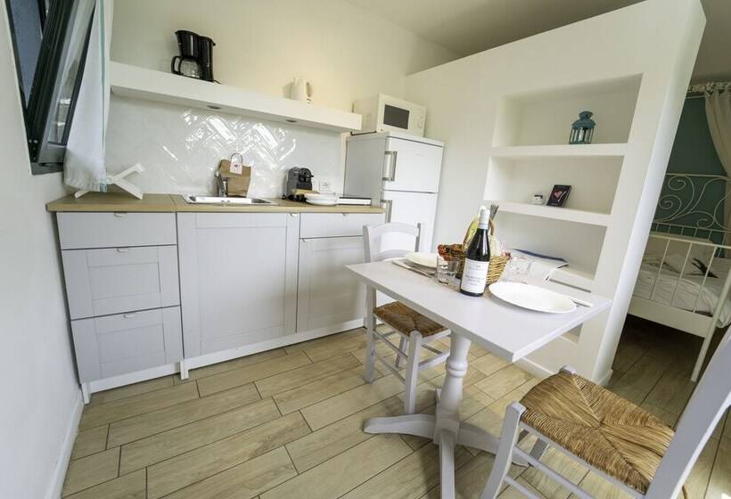 בית מלון כפרי Sivinos Camping Boutique