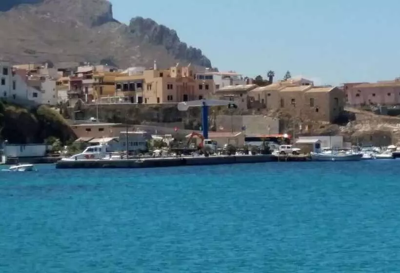 پانسیون Garden