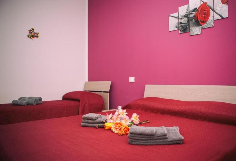 پانسیون La Trinacria