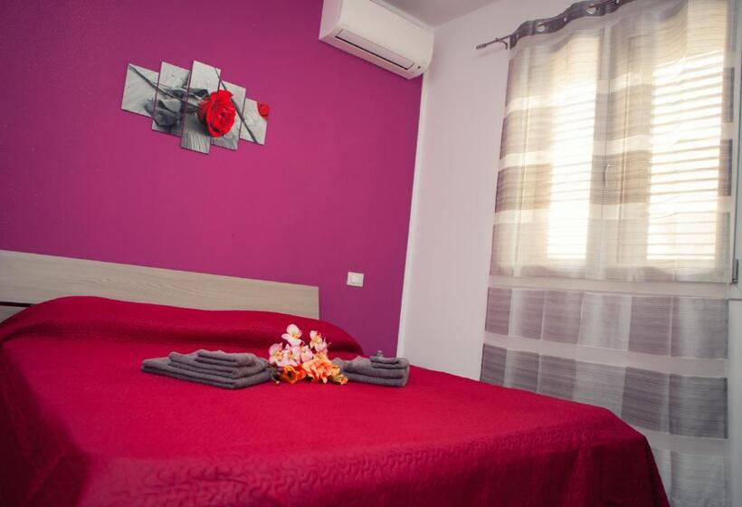 پانسیون La Trinacria