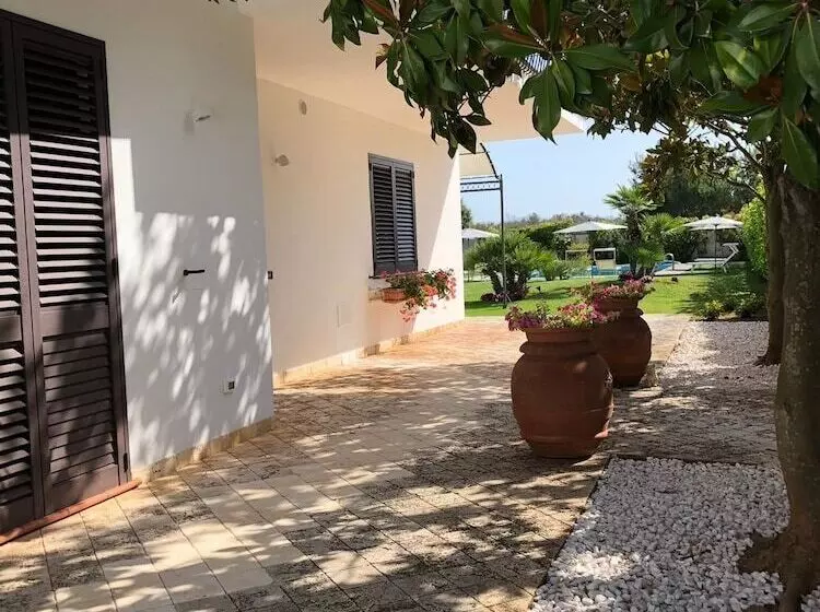 Aamiaismajoitus (B&B) Villa D Aquino