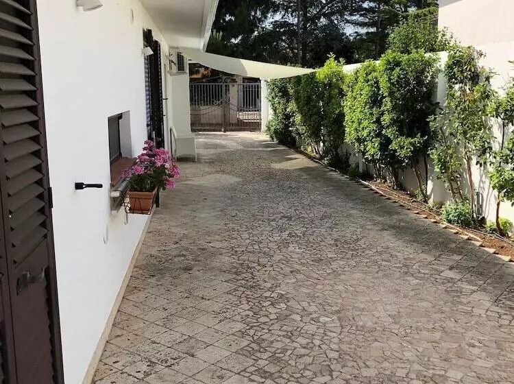 Aamiaismajoitus (B&B) Villa D Aquino