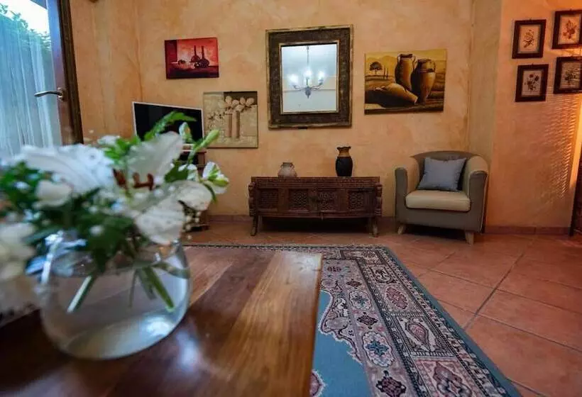 Maaseutuhotelli Agriturismo Il Borgo Sul Lago