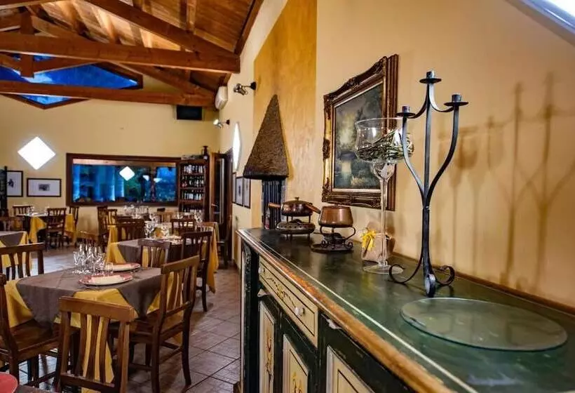 Maaseutuhotelli Agriturismo Il Borgo Sul Lago