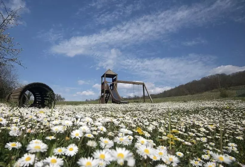 Maaseutuhotelli Bio Agriturismo La Cerqua