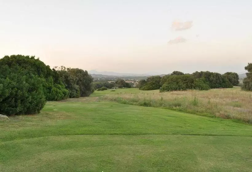 ペンション Botanic Golf Sacuba & Resort