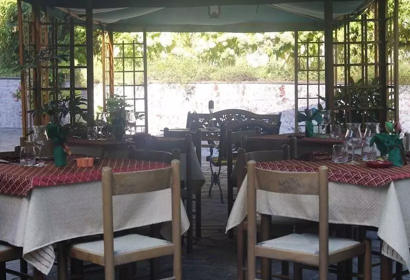 Majatalo La Casina Rossa