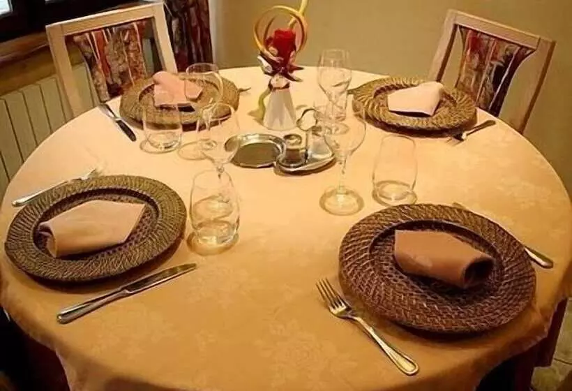 בית מלון כפרי De La Paix