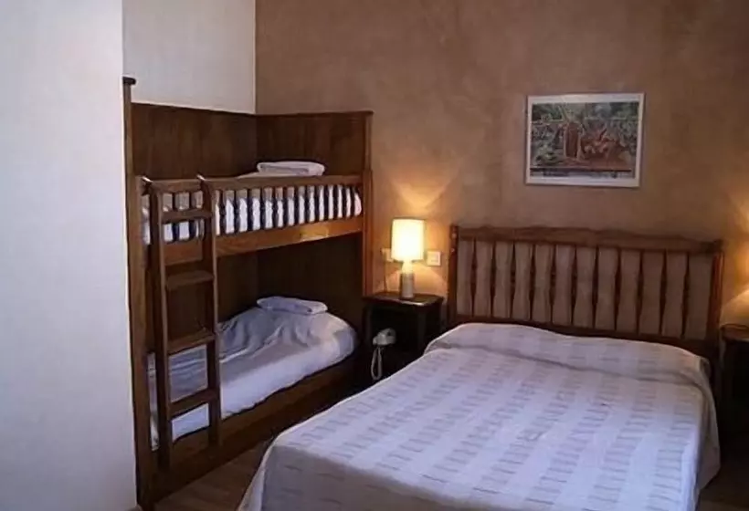 בית מלון כפרי De La Paix