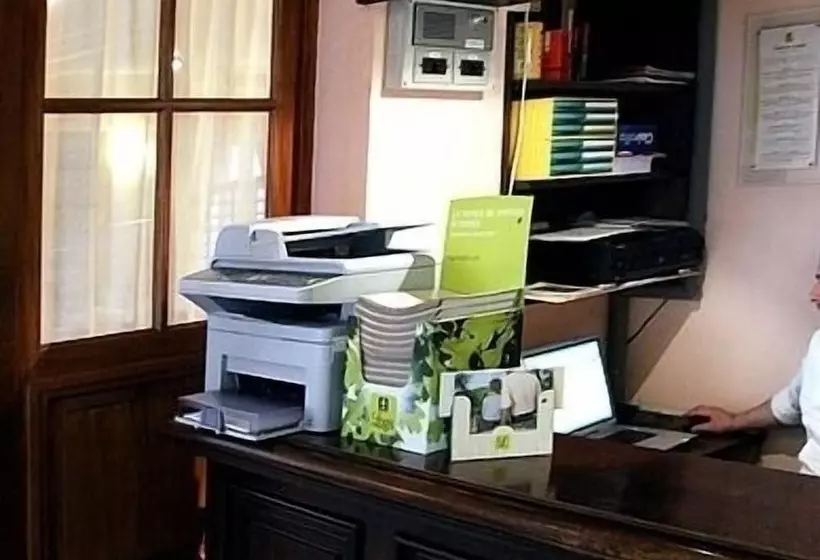 בית מלון כפרי De La Paix