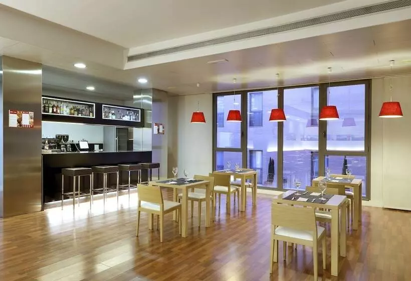 호텔 Exe Tres Cantos