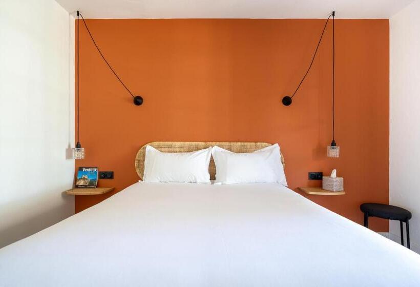 فندق Hôtel La Garrigue & Bar Piscine