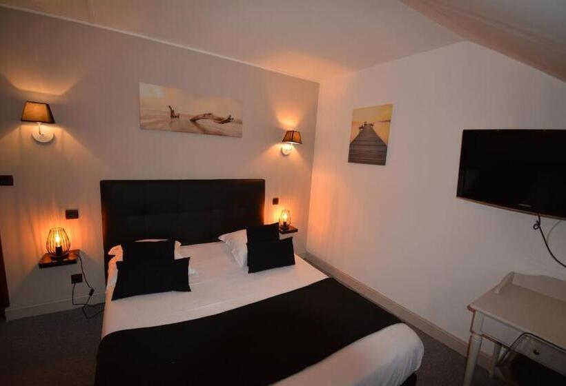 هتل Le Saint Yves