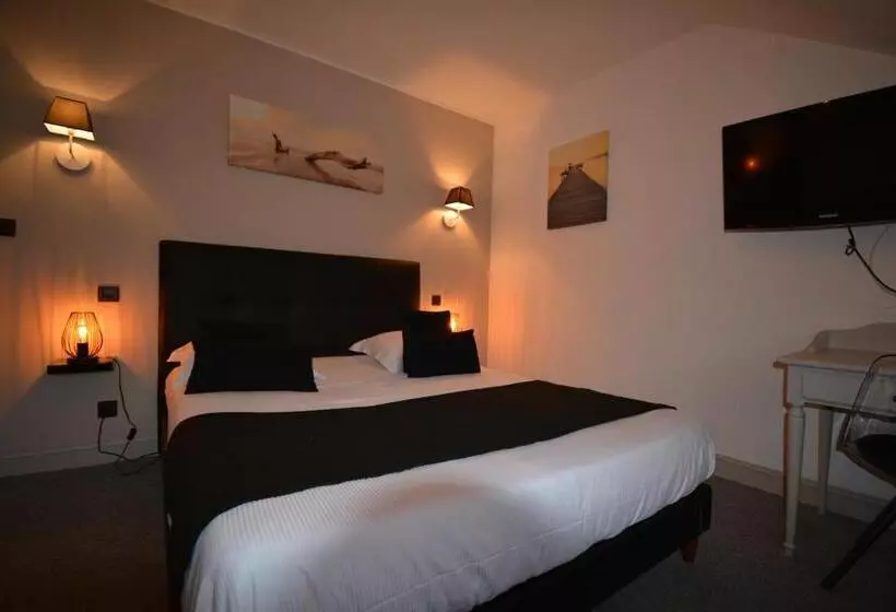 ホテル Le Saint Yves