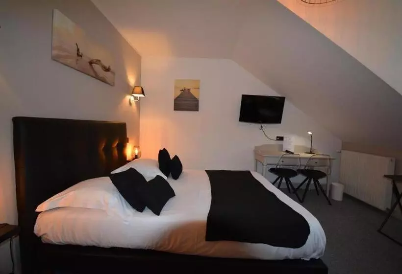 ホテル Le Saint Yves