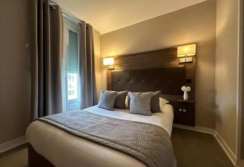 ホテル Le Saint Yves