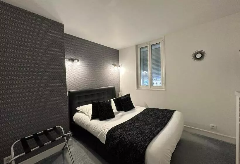 ホテル Le Saint Yves