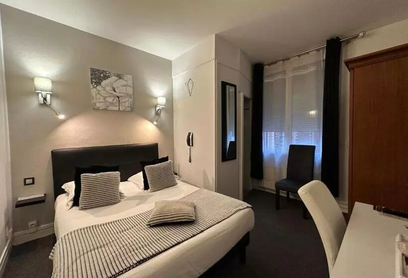 ホテル Le Saint Yves