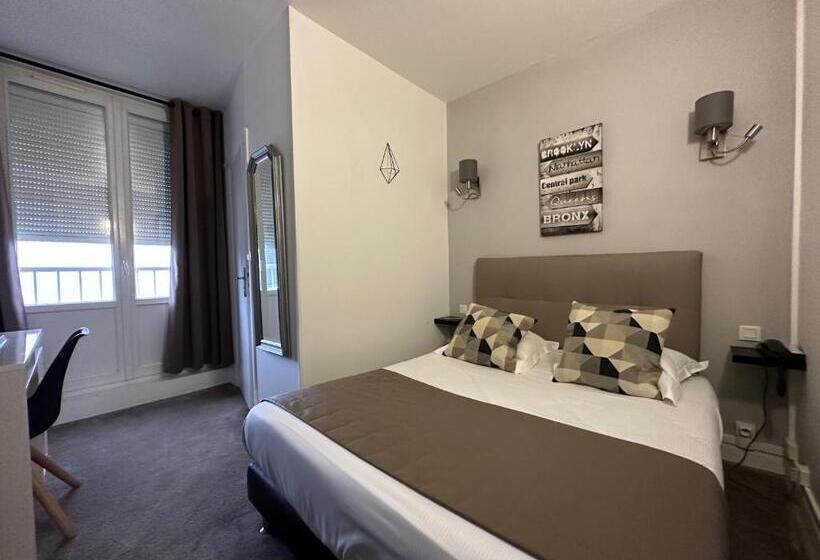 هتل Le Saint Yves