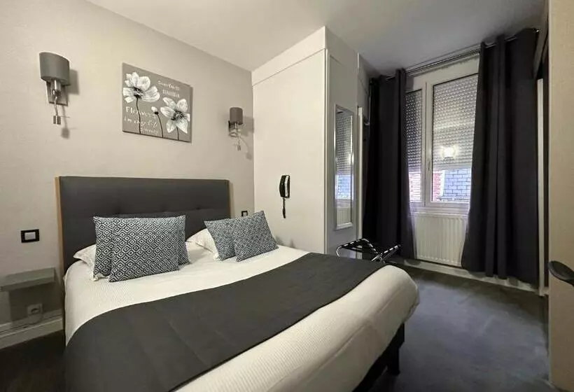 ホテル Le Saint Yves