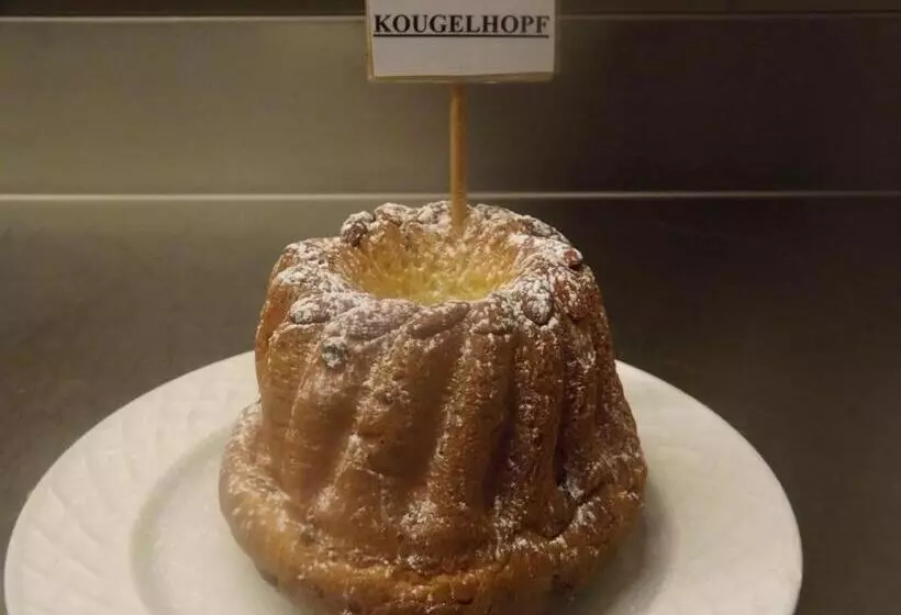 Отель Les Portes De La Vallee