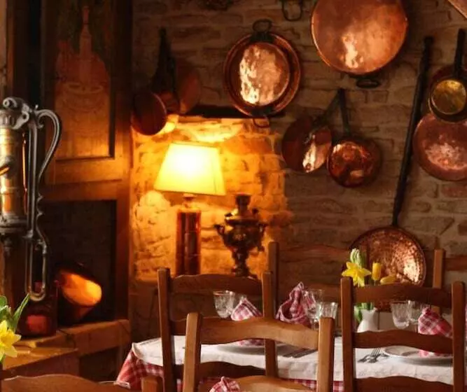 בית מלון כפרי Logis Auberge De La Fontaine