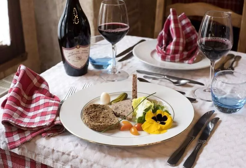 בית מלון כפרי Logis Auberge De La Fontaine