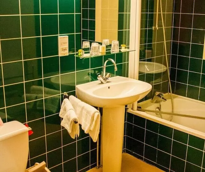 בית מלון כפרי Logis Auberge De La Fontaine