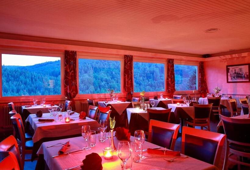 Отель De La Grande Cascade