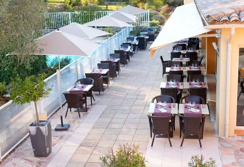 ホテル Logis Hostellerie De L Abbaye