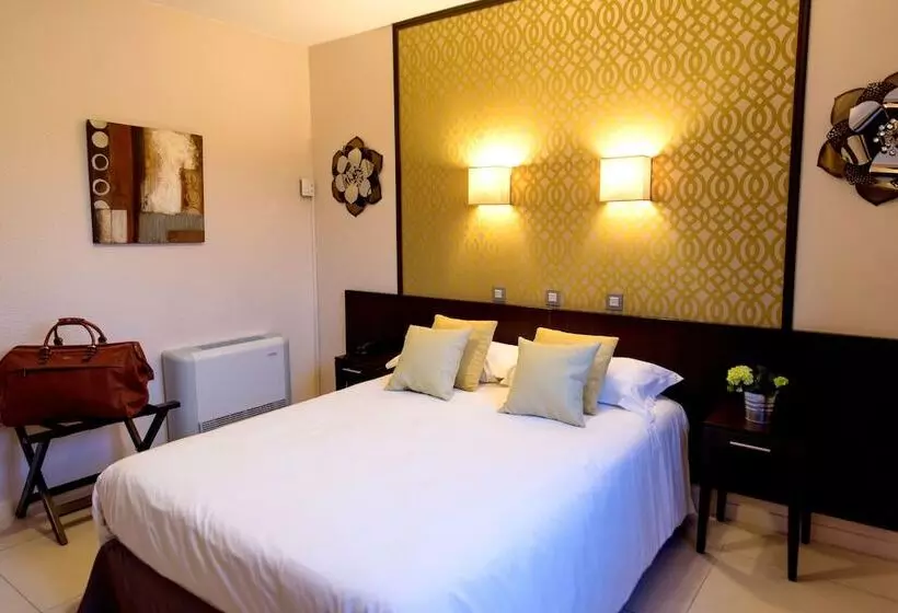 ホテル Logis Hostellerie De L Abbaye