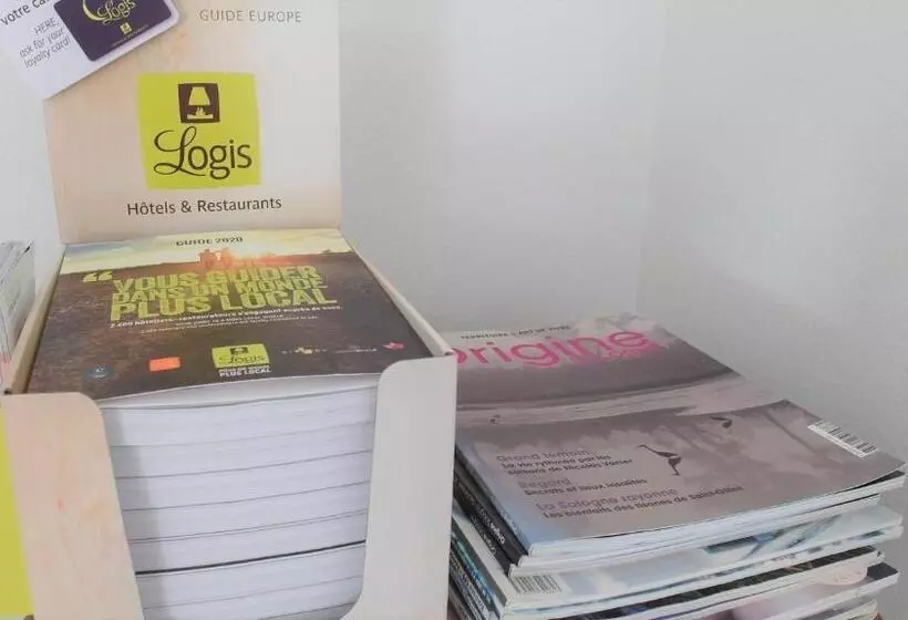 호텔 Logis Hôtel Du Château