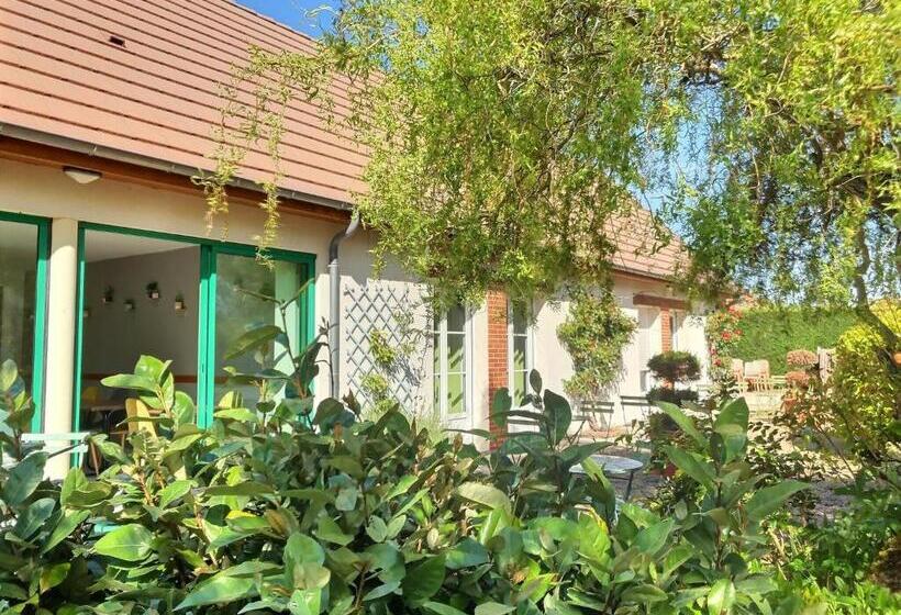 فندق Logis Hôtel Du Château