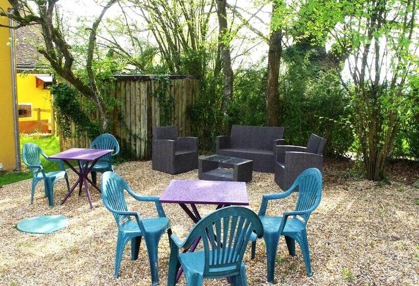 בית מלון כפרי Logis Hôtel Restaurant Auberge Les Vallées Du Perche