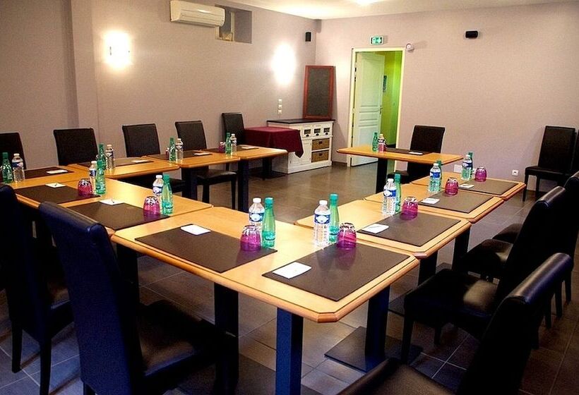 בית מלון כפרי Logis Hôtel Restaurant Auberge Les Vallées Du Perche