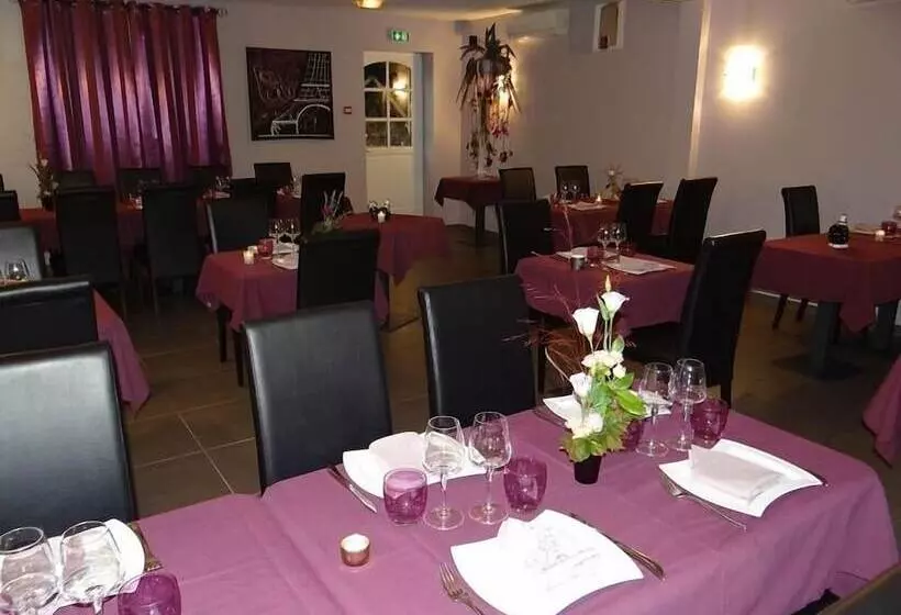 בית מלון כפרי Logis Hôtel Restaurant Auberge Les Vallées Du Perche