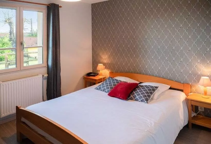 בית מלון כפרי Logis Hôtel Restaurant Auberge Les Vallées Du Perche