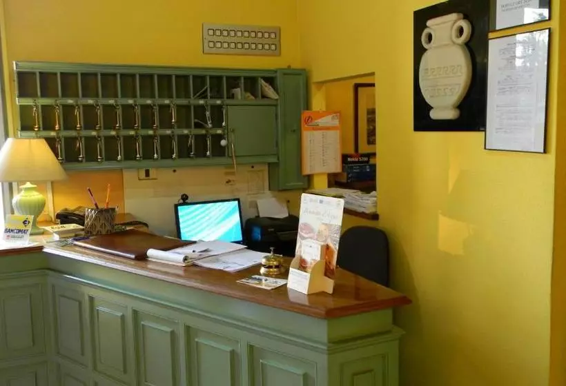 ホテル Albergo Royal