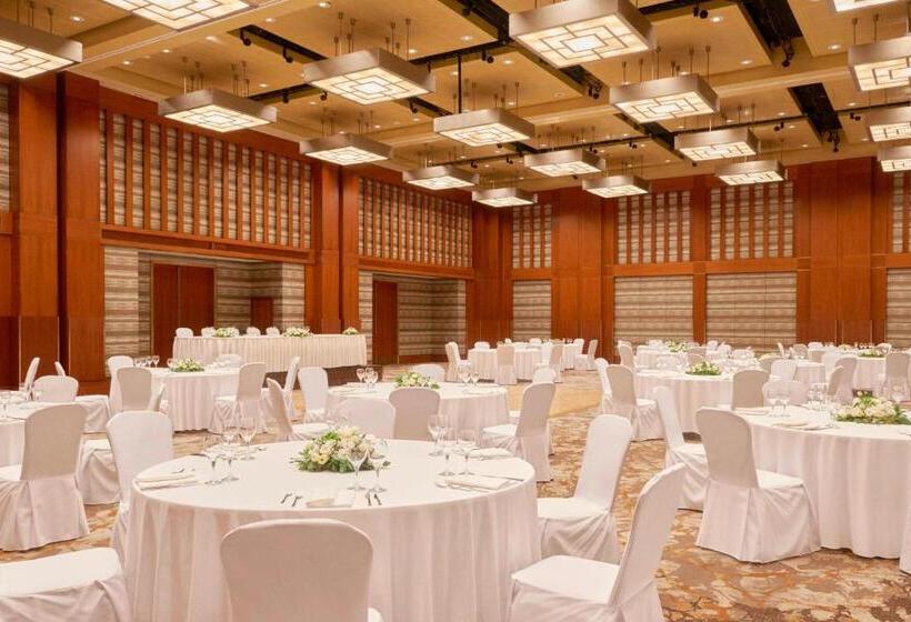 هتل The Westin Warsaw